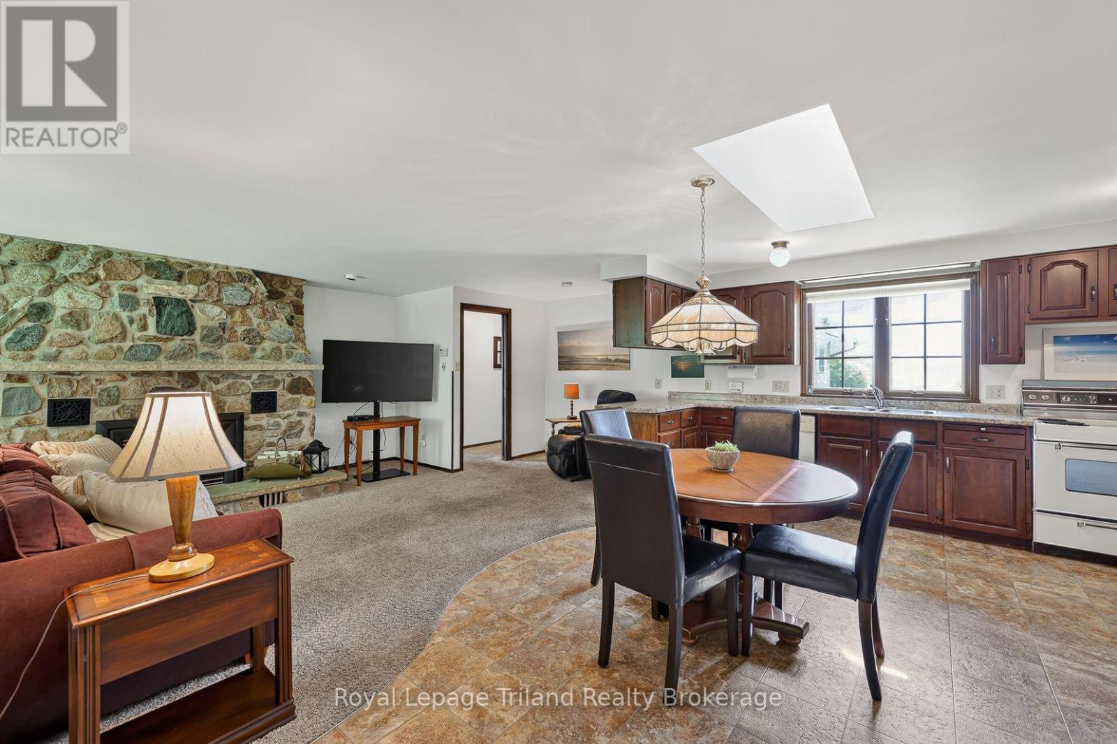5488 COBBLE HILLS ROAD - 14