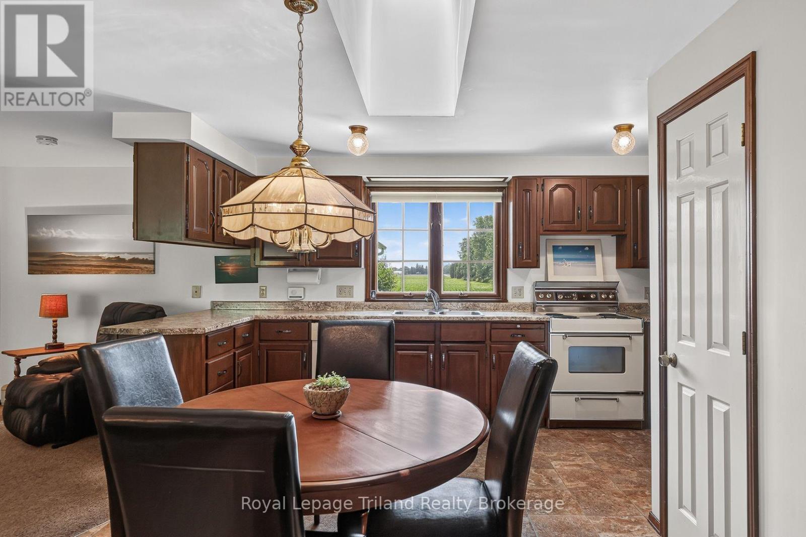 5488 COBBLE HILLS ROAD - 17