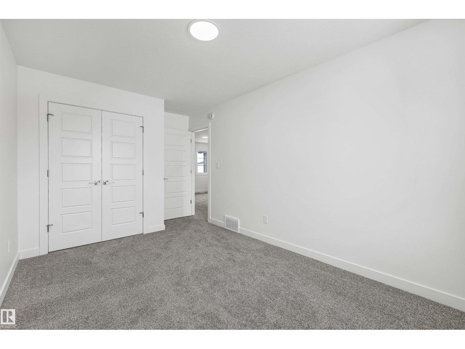 8704 183 AV NW - 27