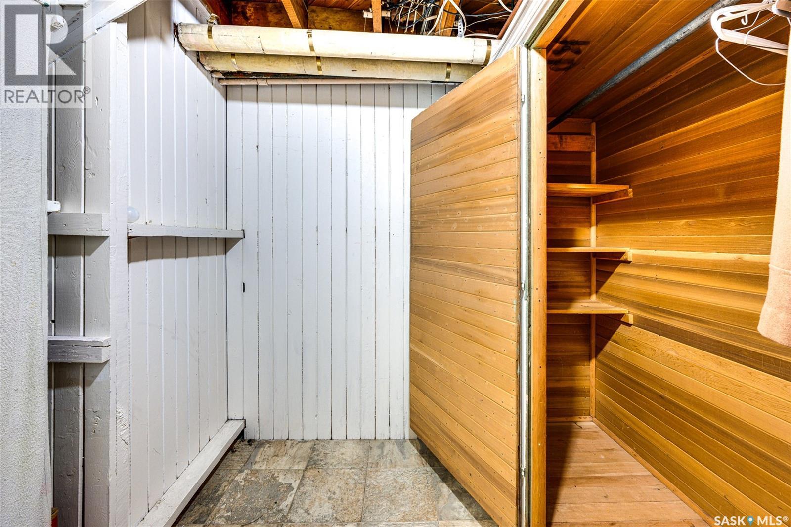 1325 Elliott STREET - 38