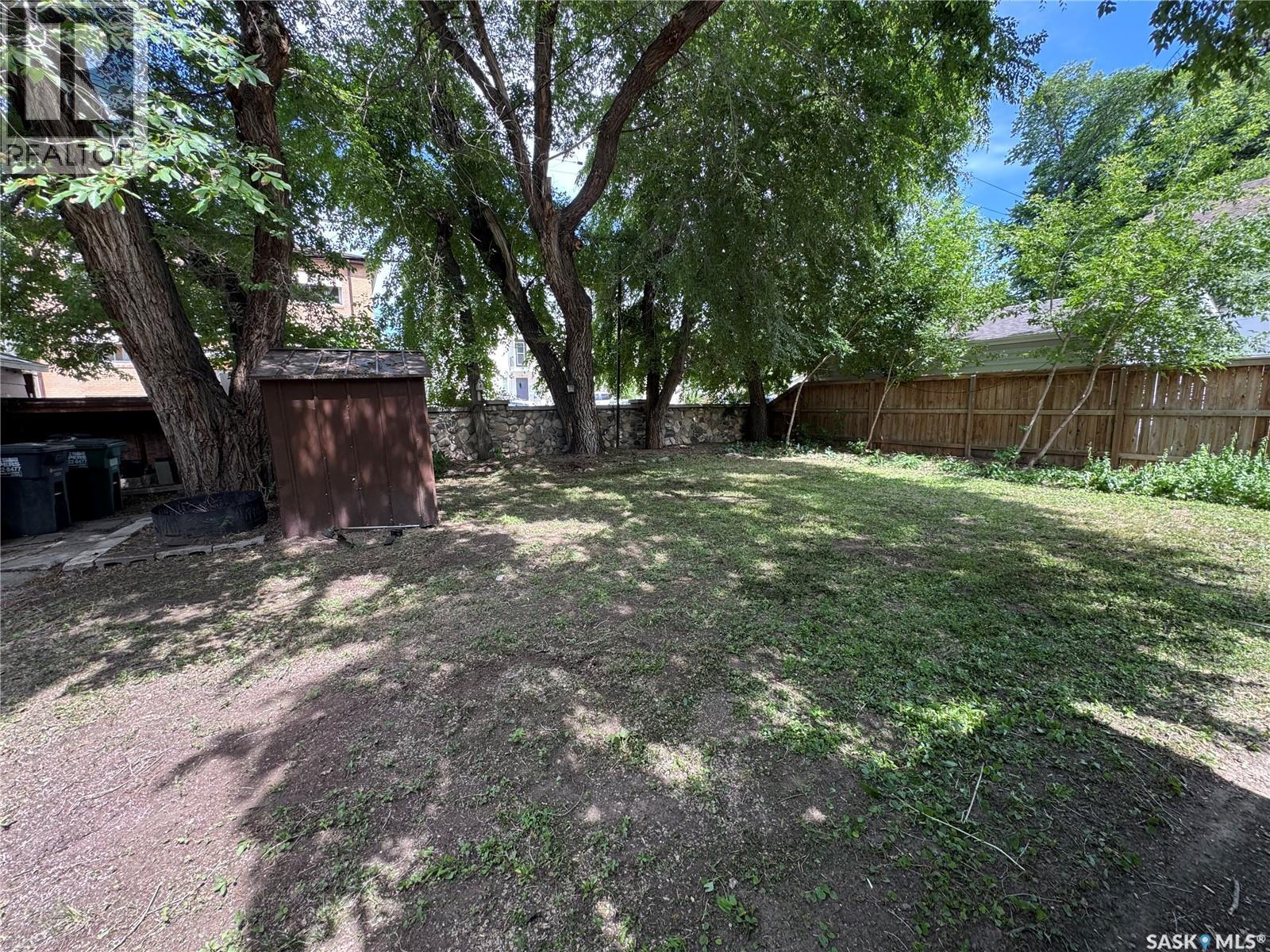 1325 Elliott STREET - 44