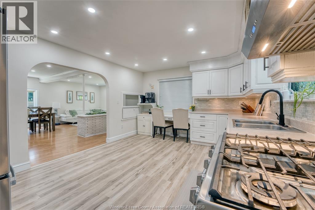 12437 ST THOMAS - 21