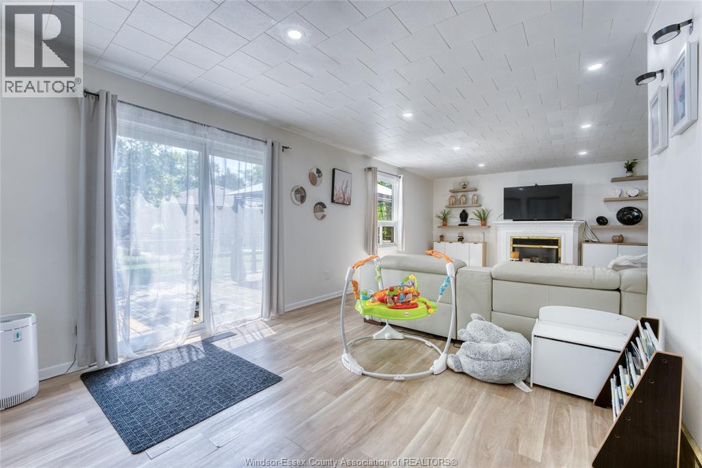12437 ST THOMAS - 26
