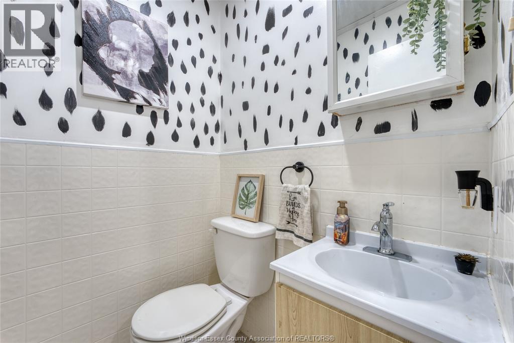12437 ST THOMAS - 30