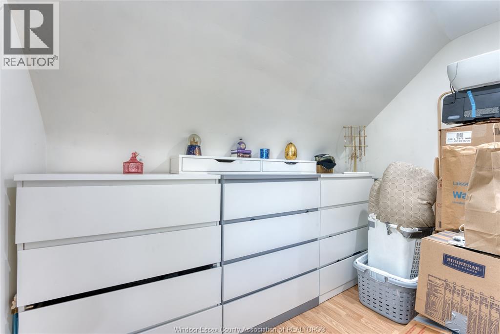 12437 ST THOMAS - 36