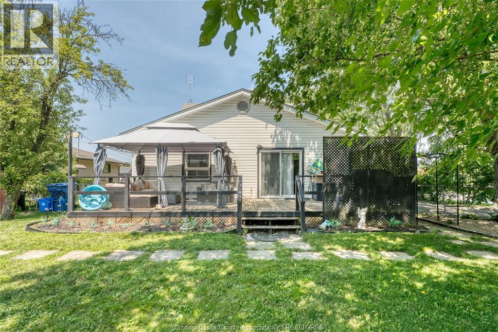 12437 ST THOMAS - 41