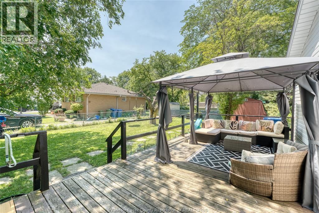 12437 ST THOMAS - 47