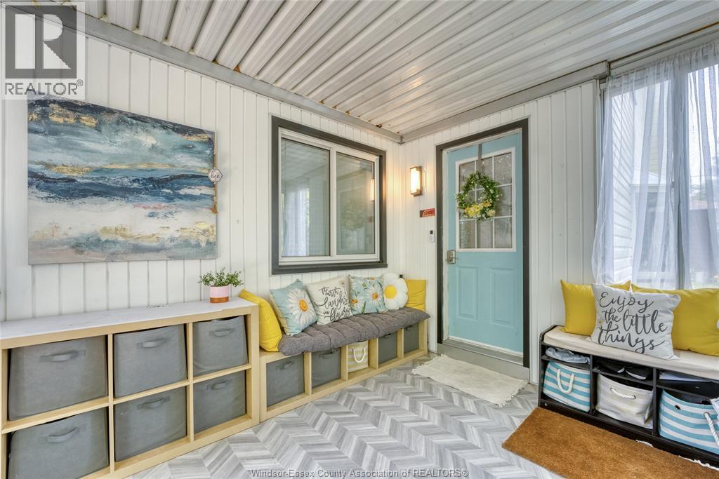 12437 ST THOMAS - 9