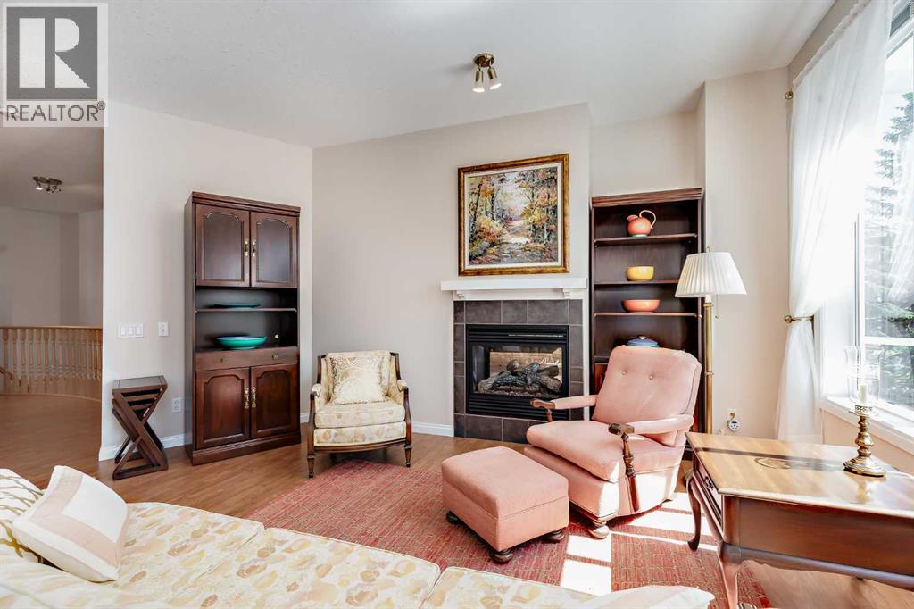 66 Royal Manor NW - 4