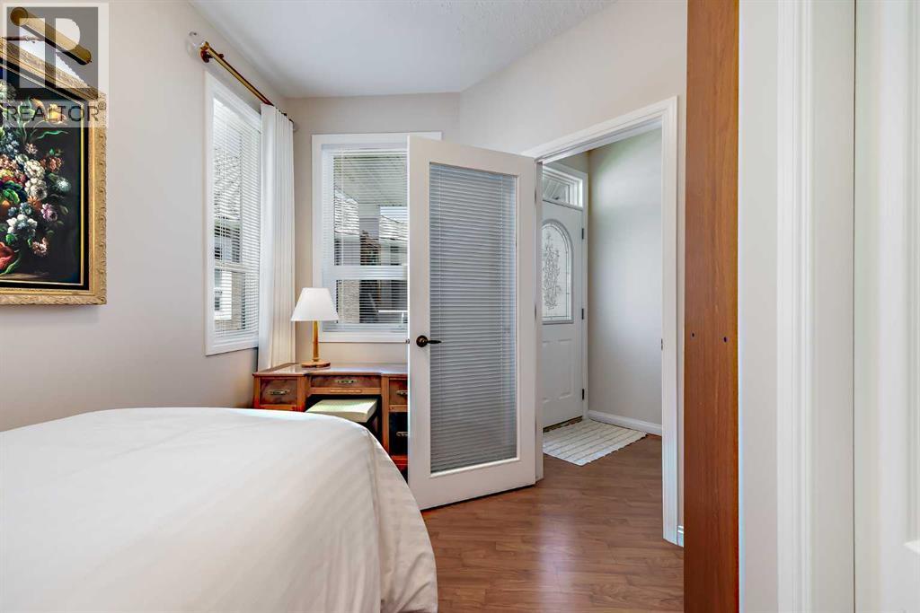 66 Royal Manor NW - 17