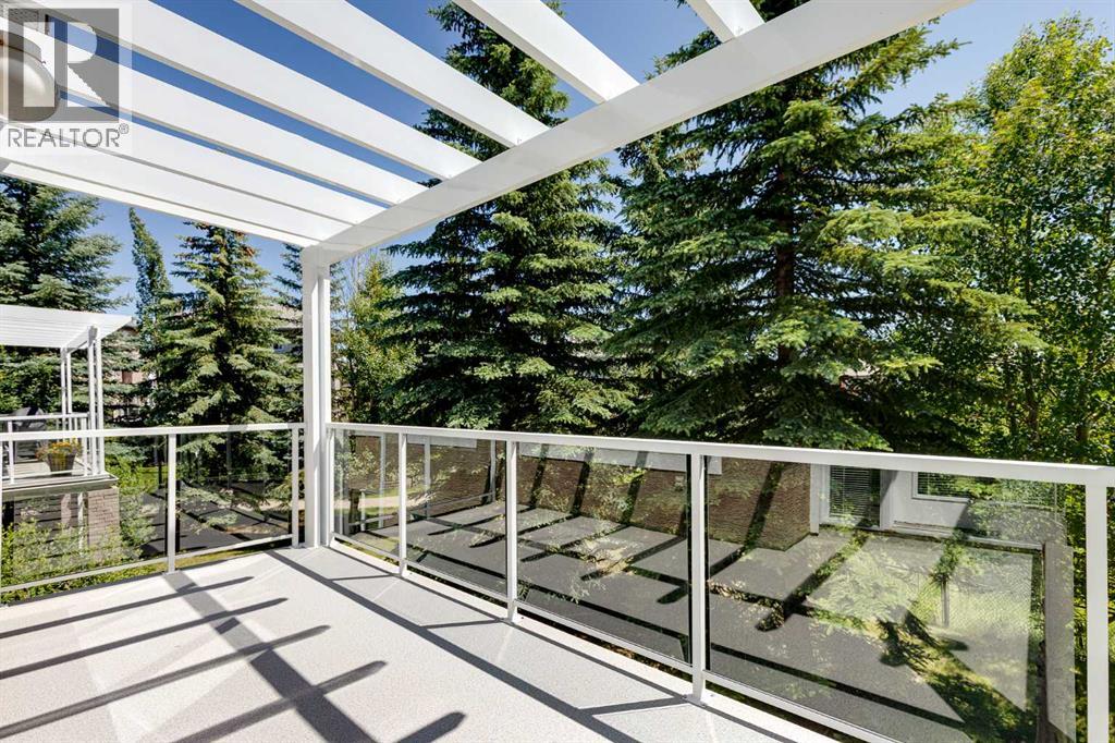 66 Royal Manor NW - 28