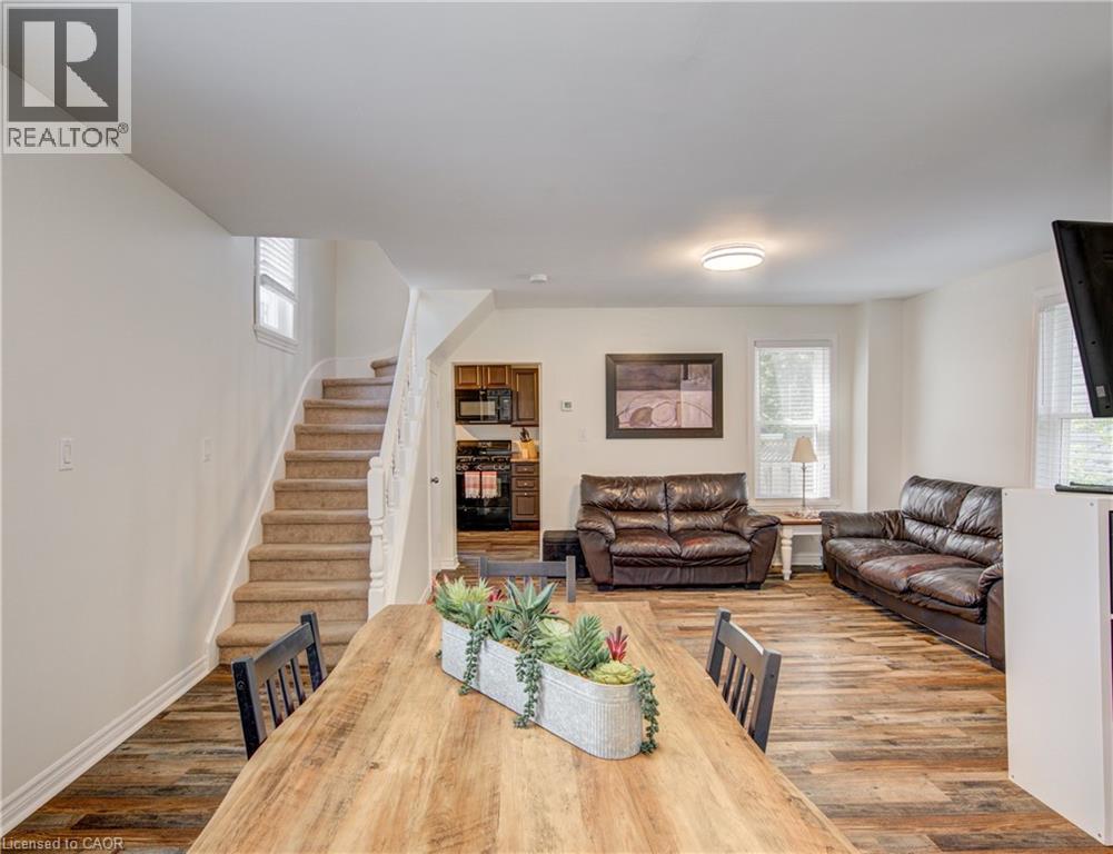 96 AVONLEA Street - 6