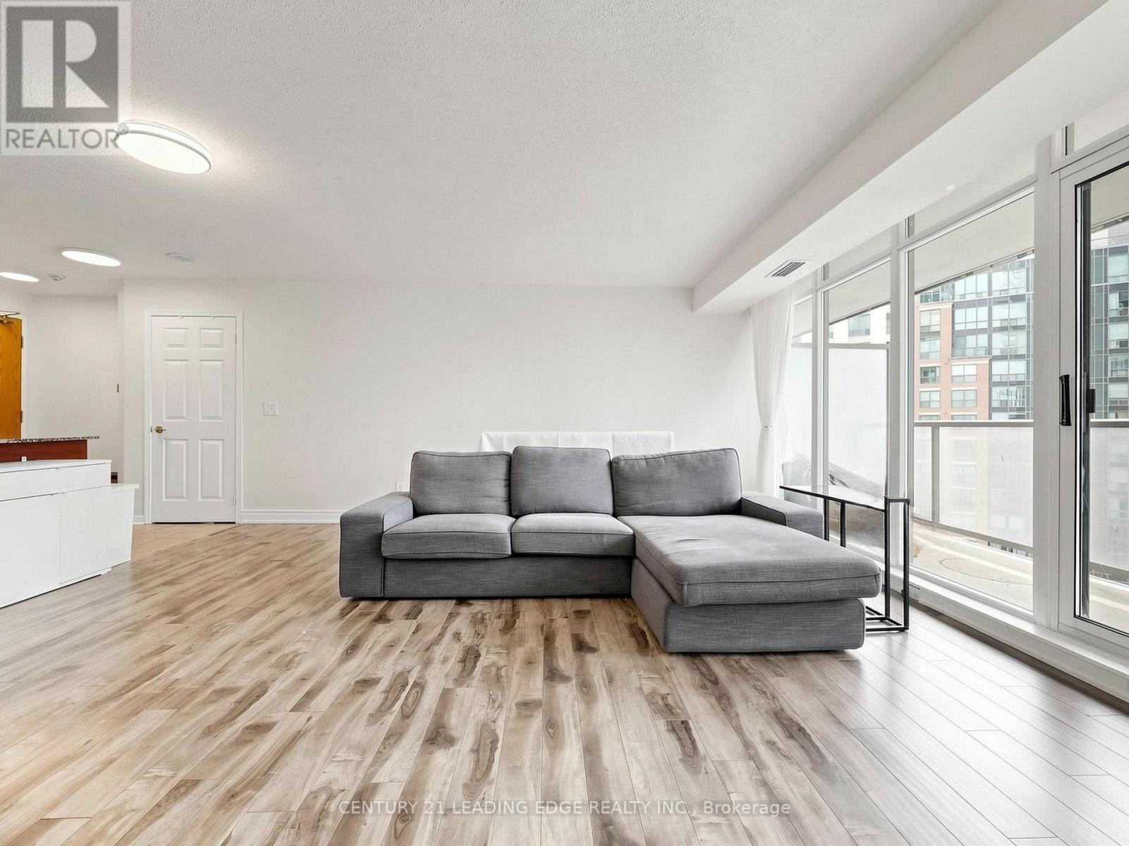 #1610 5500 YONGE STREET - 10