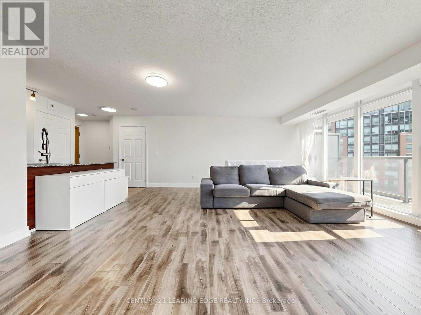 #1610 5500 YONGE STREET - 11