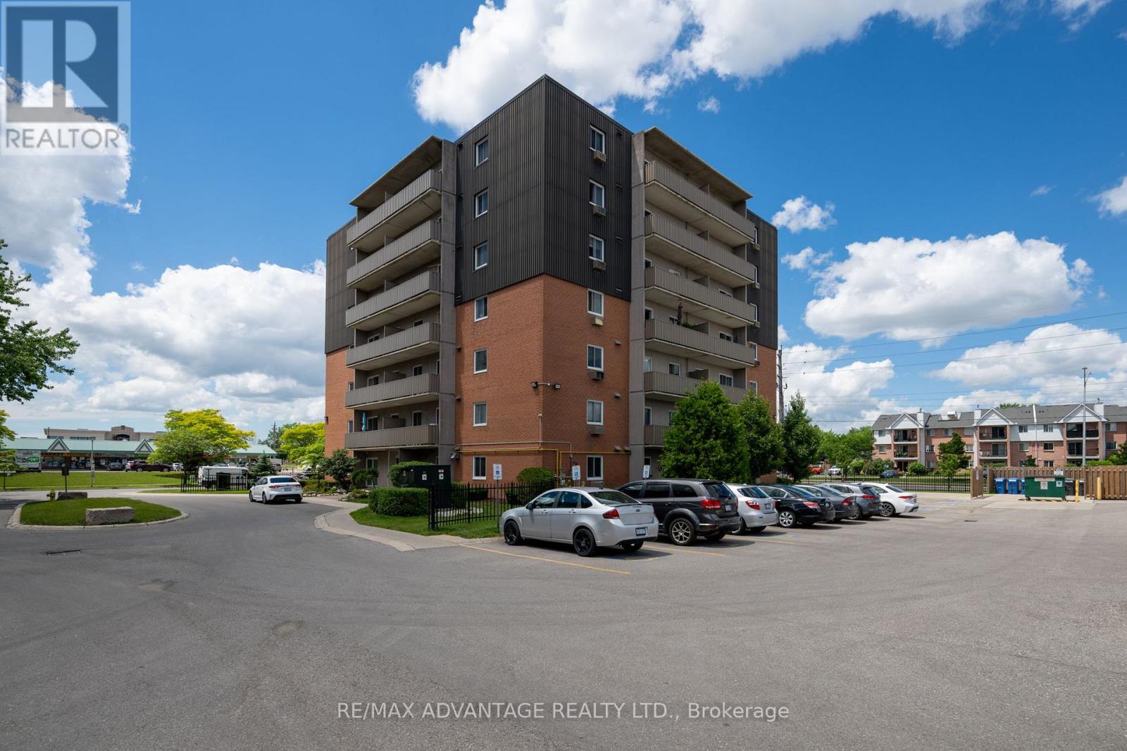 #602 1100 JALNA BOULEVARD - 1