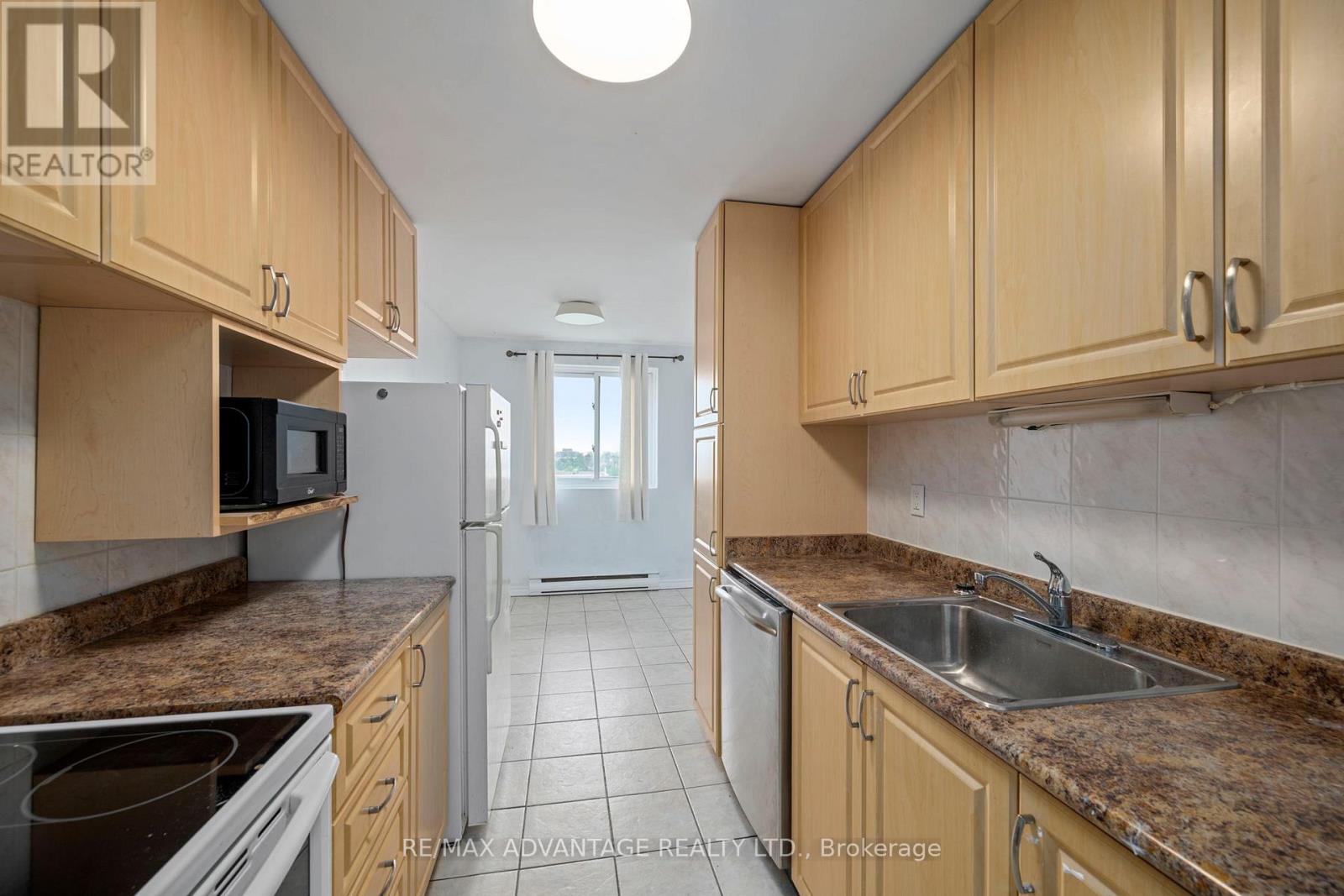 #602 1100 JALNA BOULEVARD - 12
