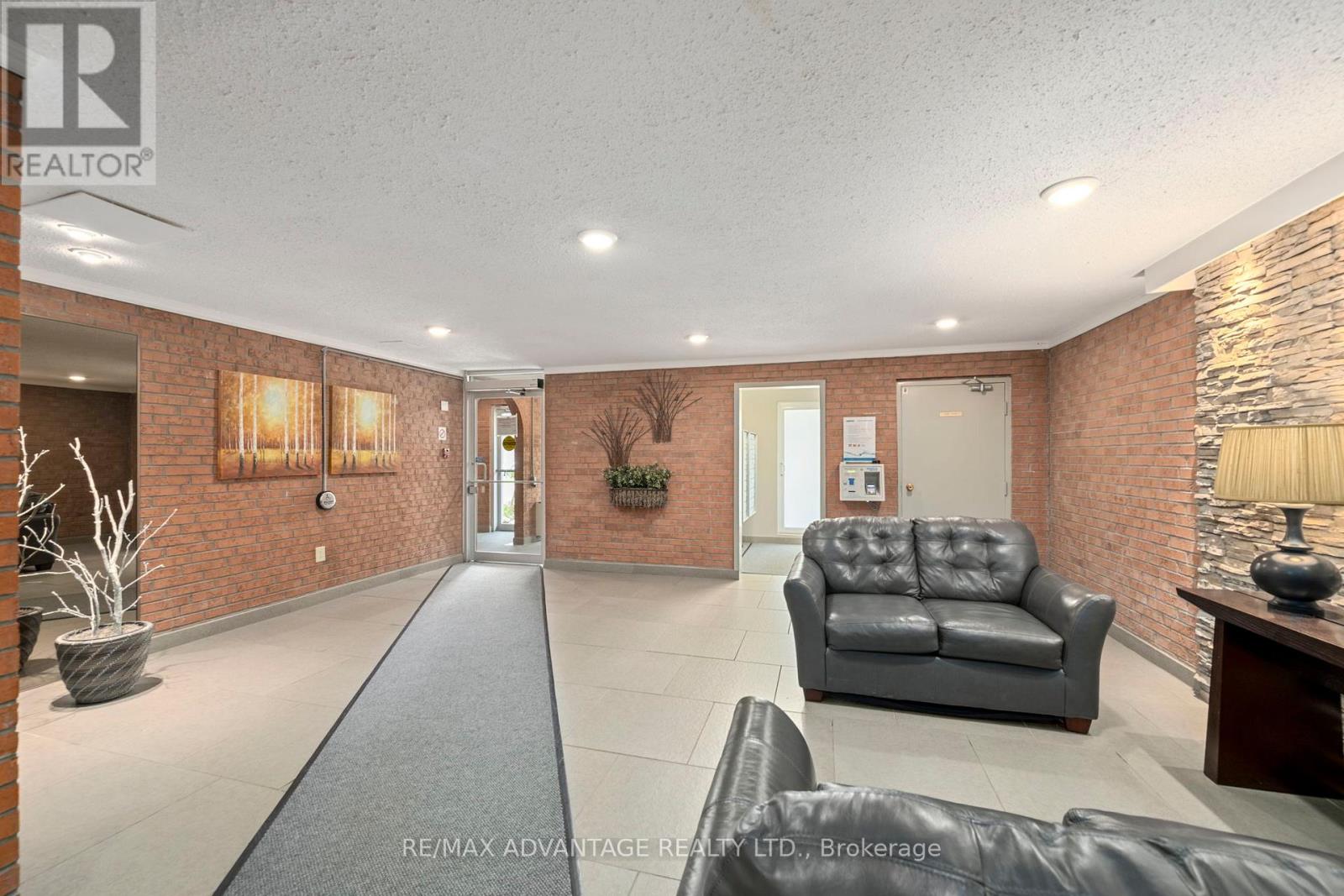 #602 1100 JALNA BOULEVARD - 21