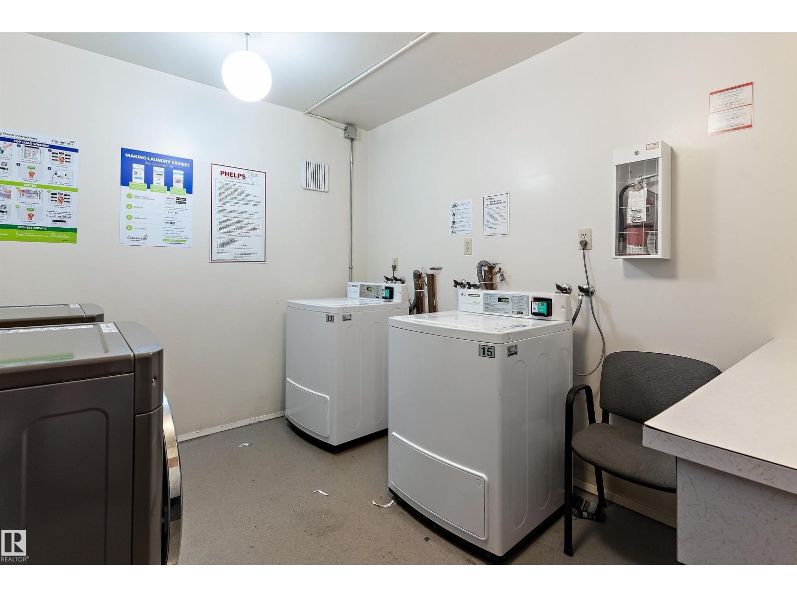 #407 3610 43 AV NW - 25