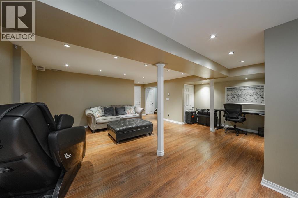 49 Centennial Drive - 28