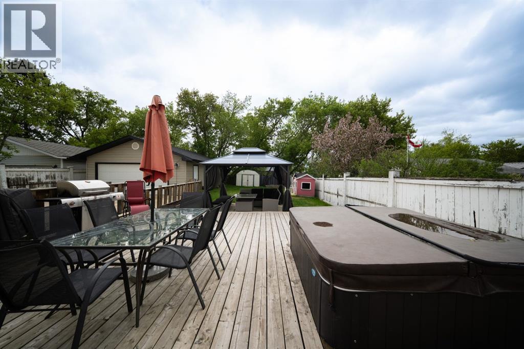 49 Centennial Drive - 36