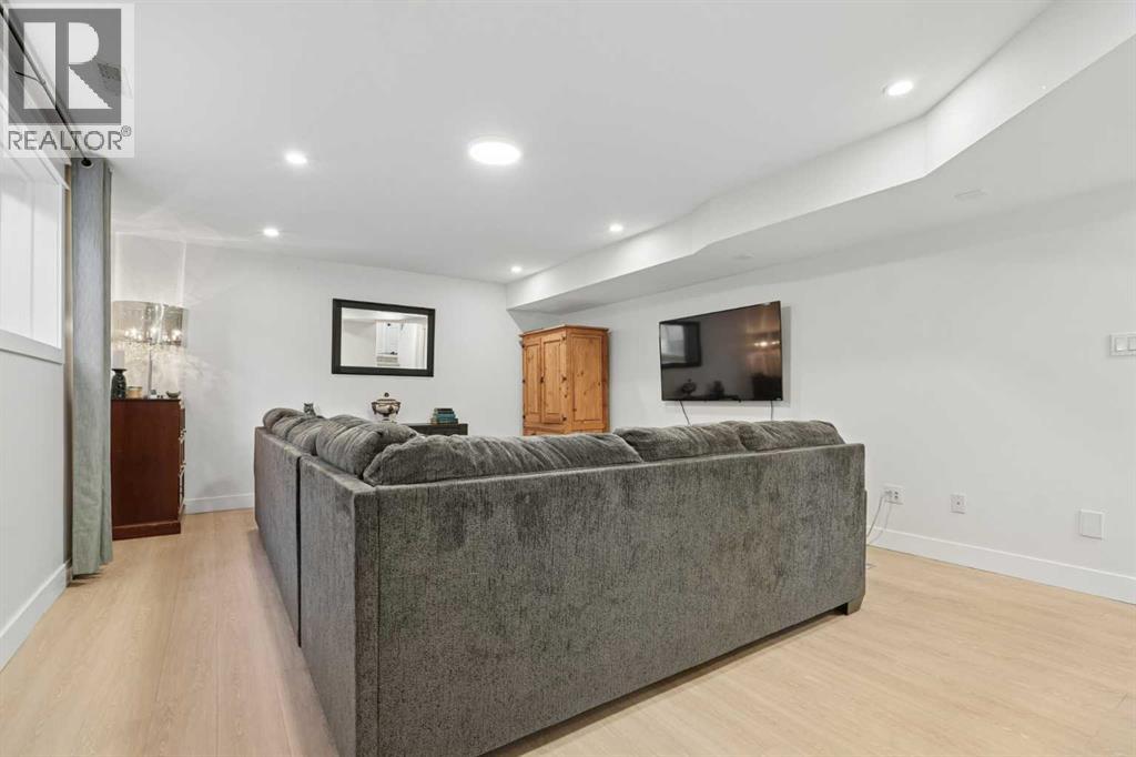 27 Firelight Way W - 22