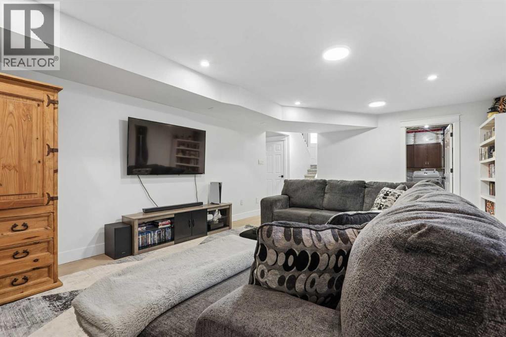27 Firelight Way W - 23