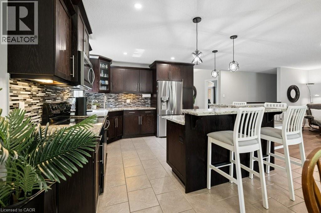 366 TOWNSEND Drive - 12