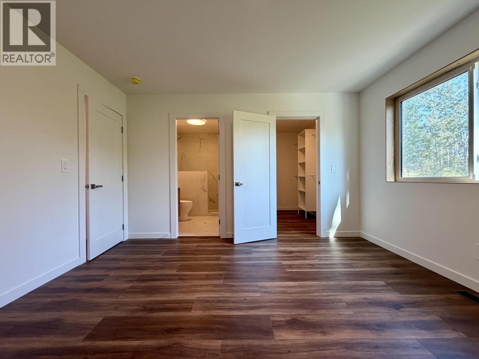1821 SPRUCE DRIVE - 15