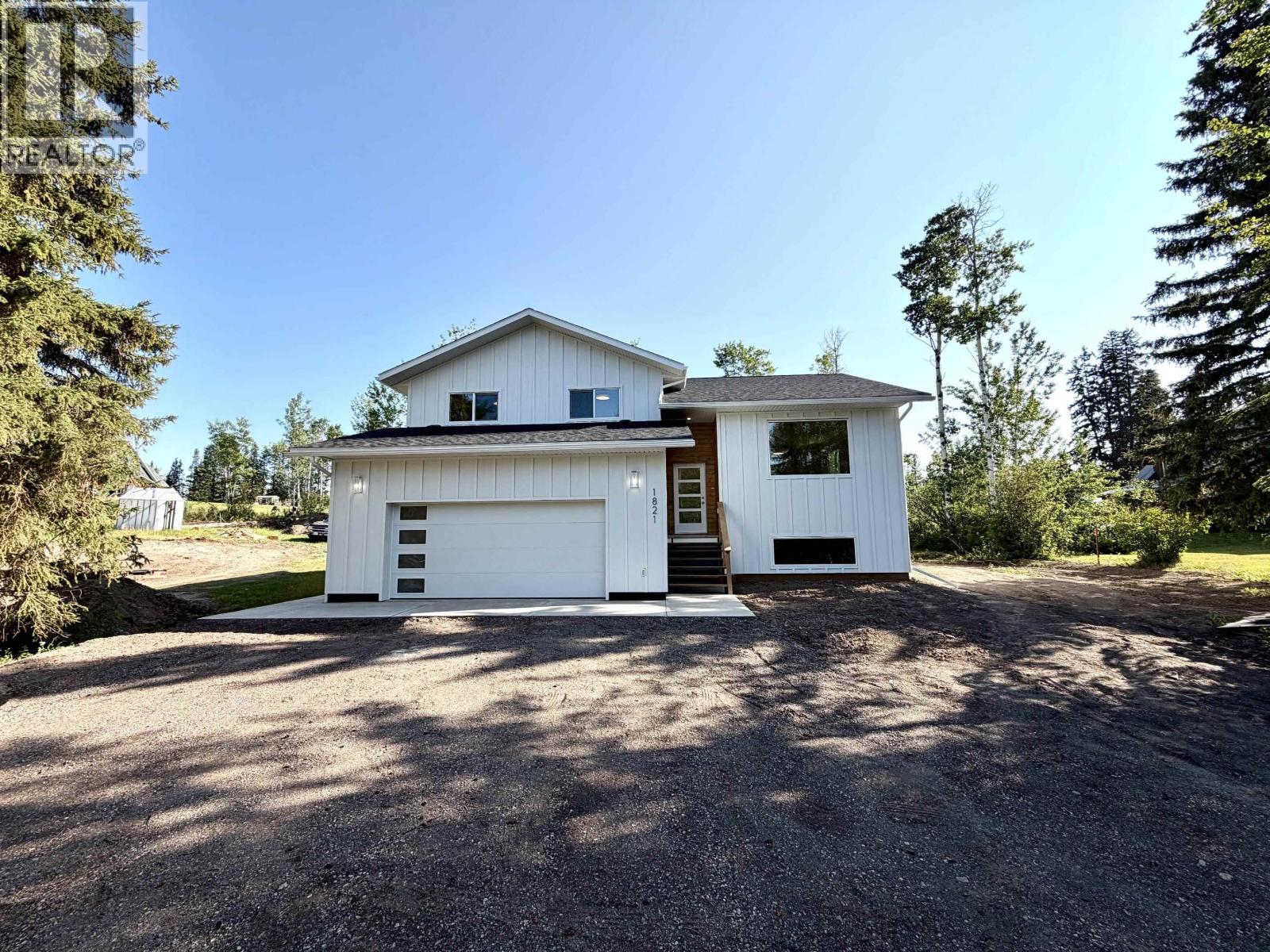 1821 SPRUCE DRIVE - 30