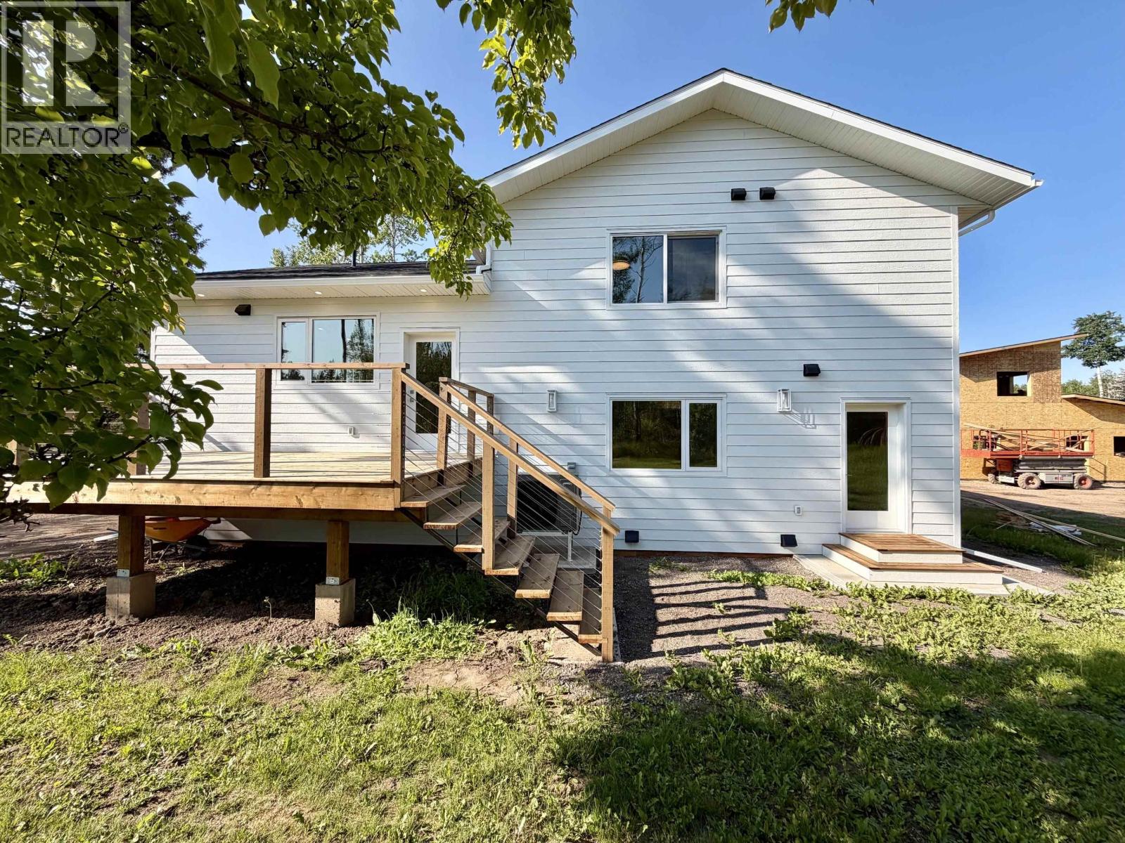 1821 SPRUCE DRIVE - 34