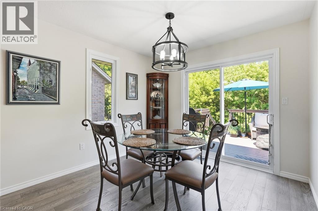 40 MAICH Crescent - 11