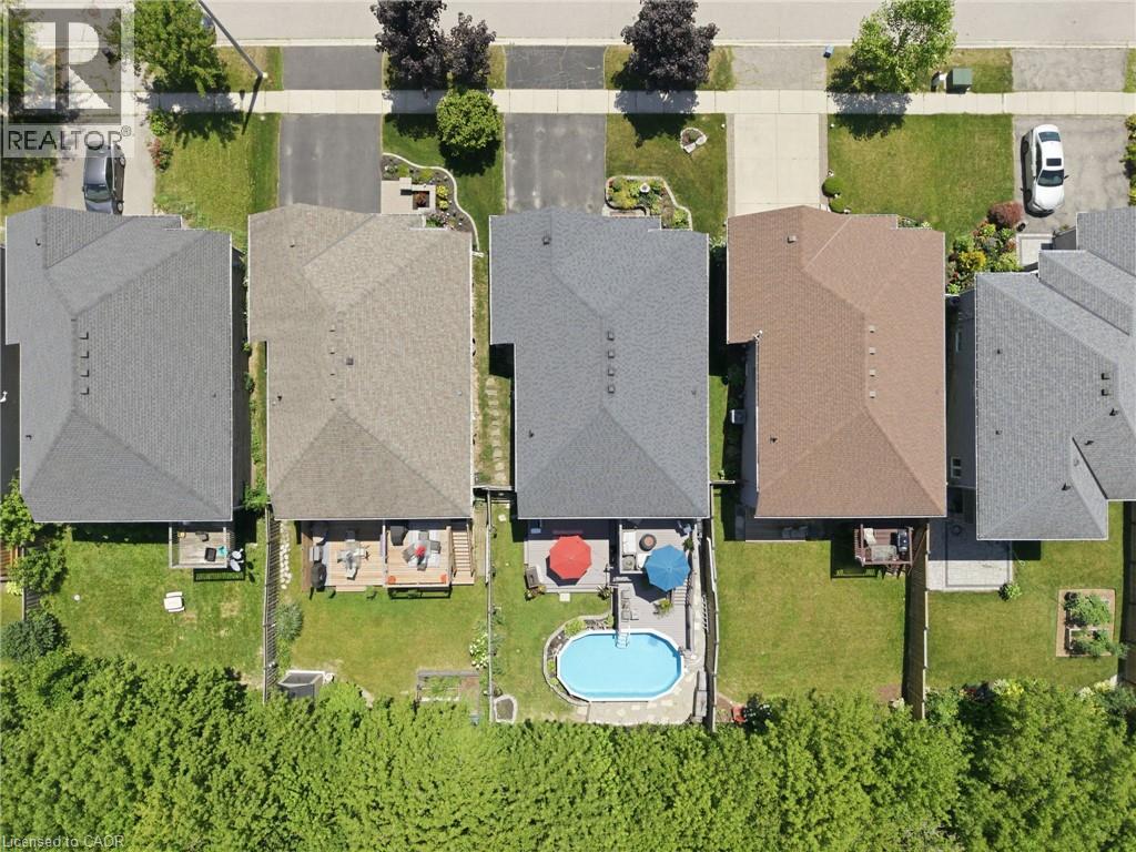 40 MAICH Crescent - 41