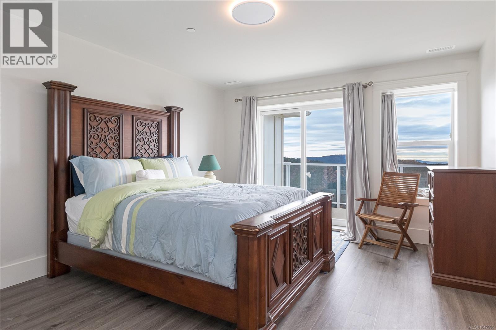 3981 Goldstream Heights Dr - 39