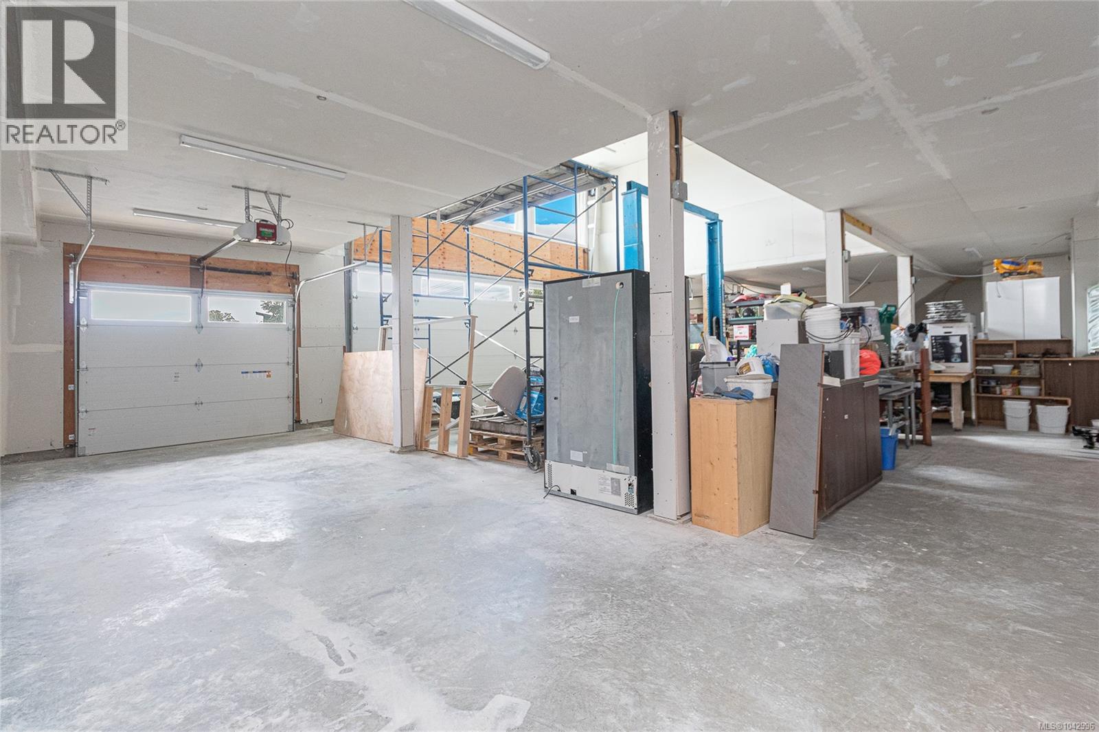 3981 Goldstream Heights Dr - 54