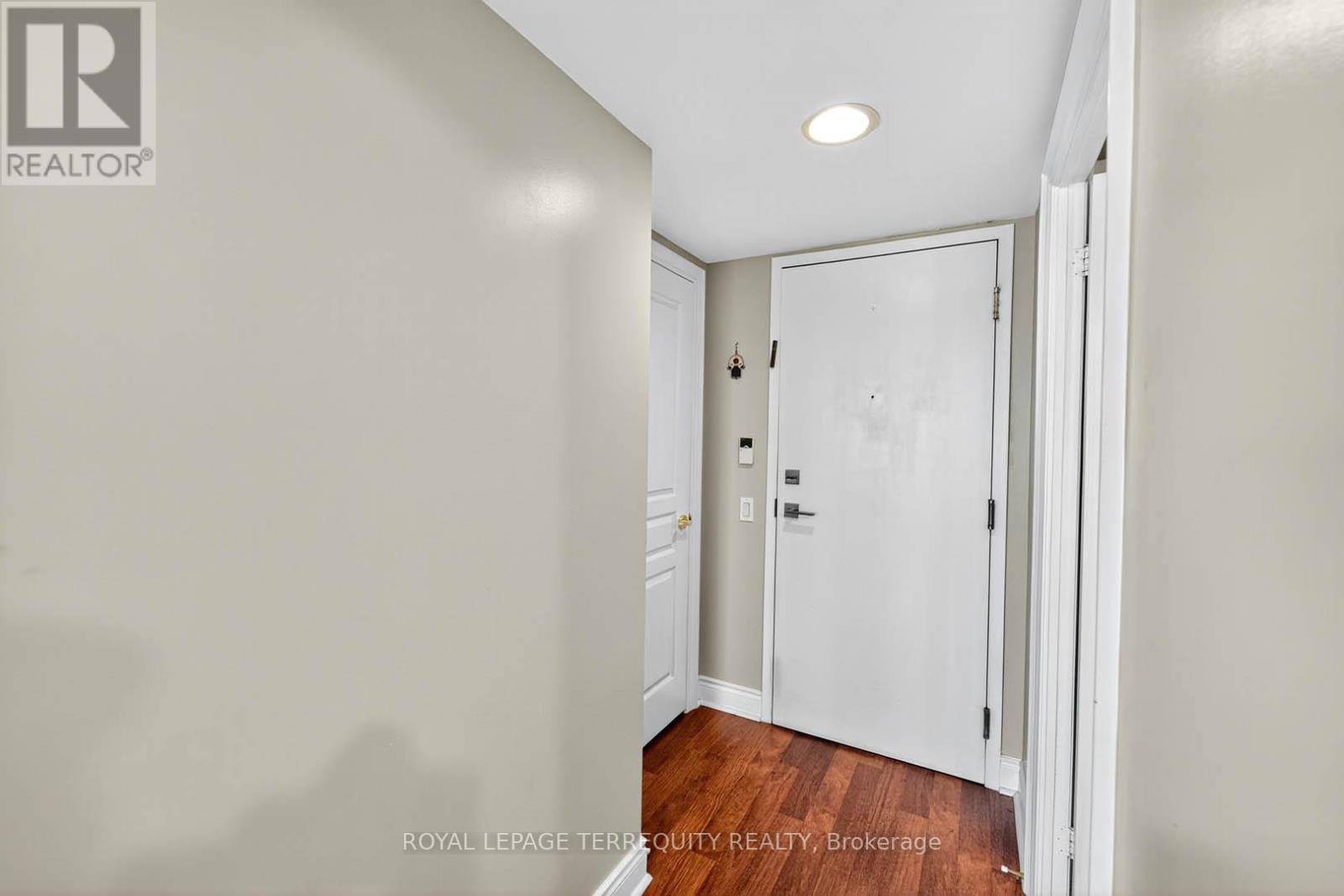 #2510 10 NORTHTOWN WAY - 7