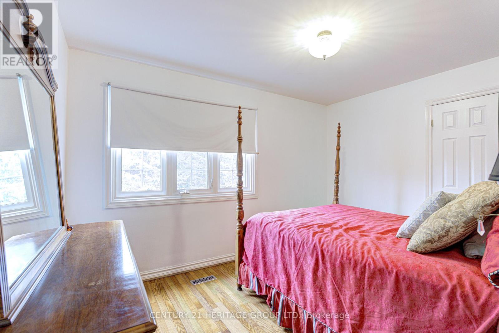 80 FINDLAY AVENUE - 22