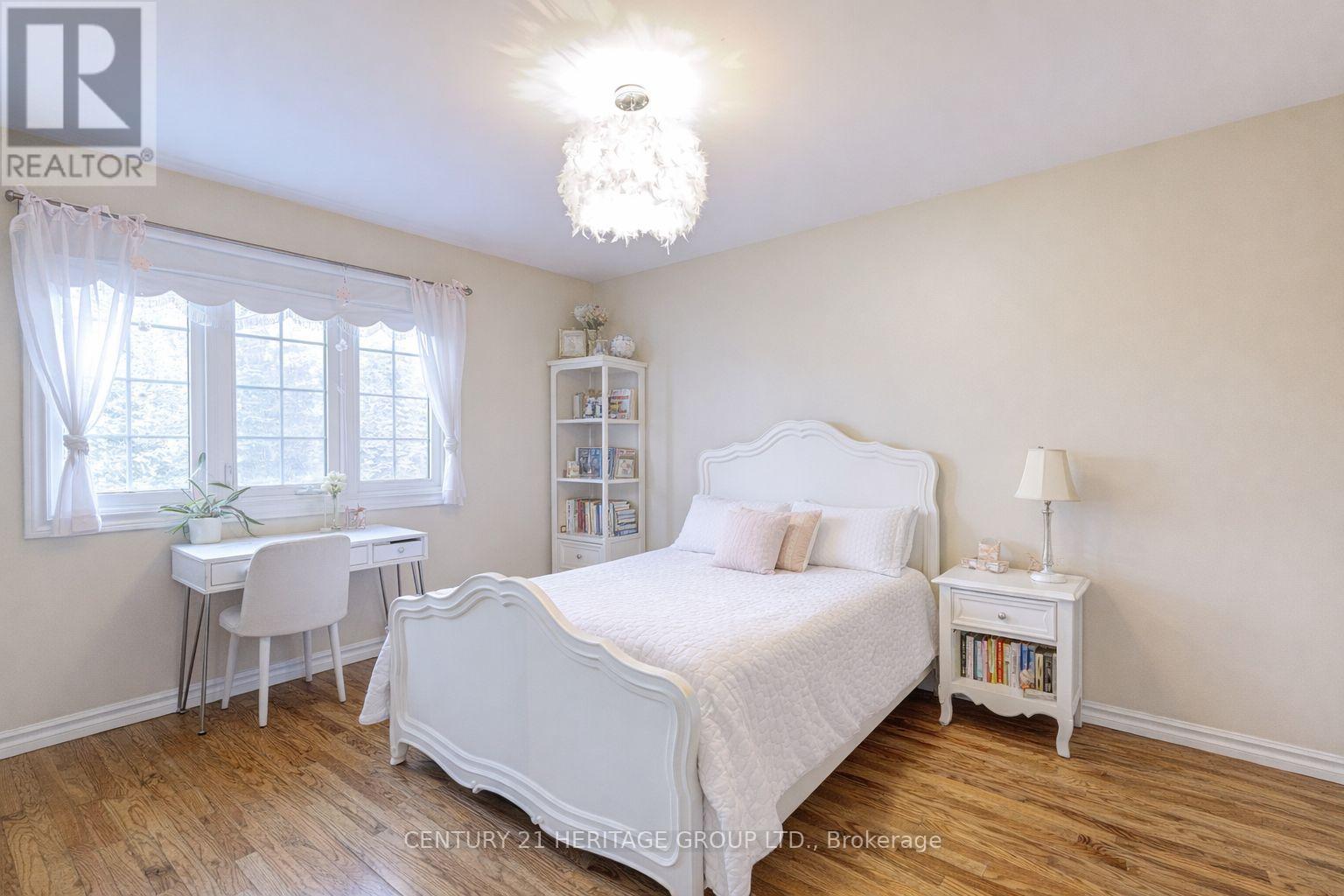 80 FINDLAY AVENUE - 21