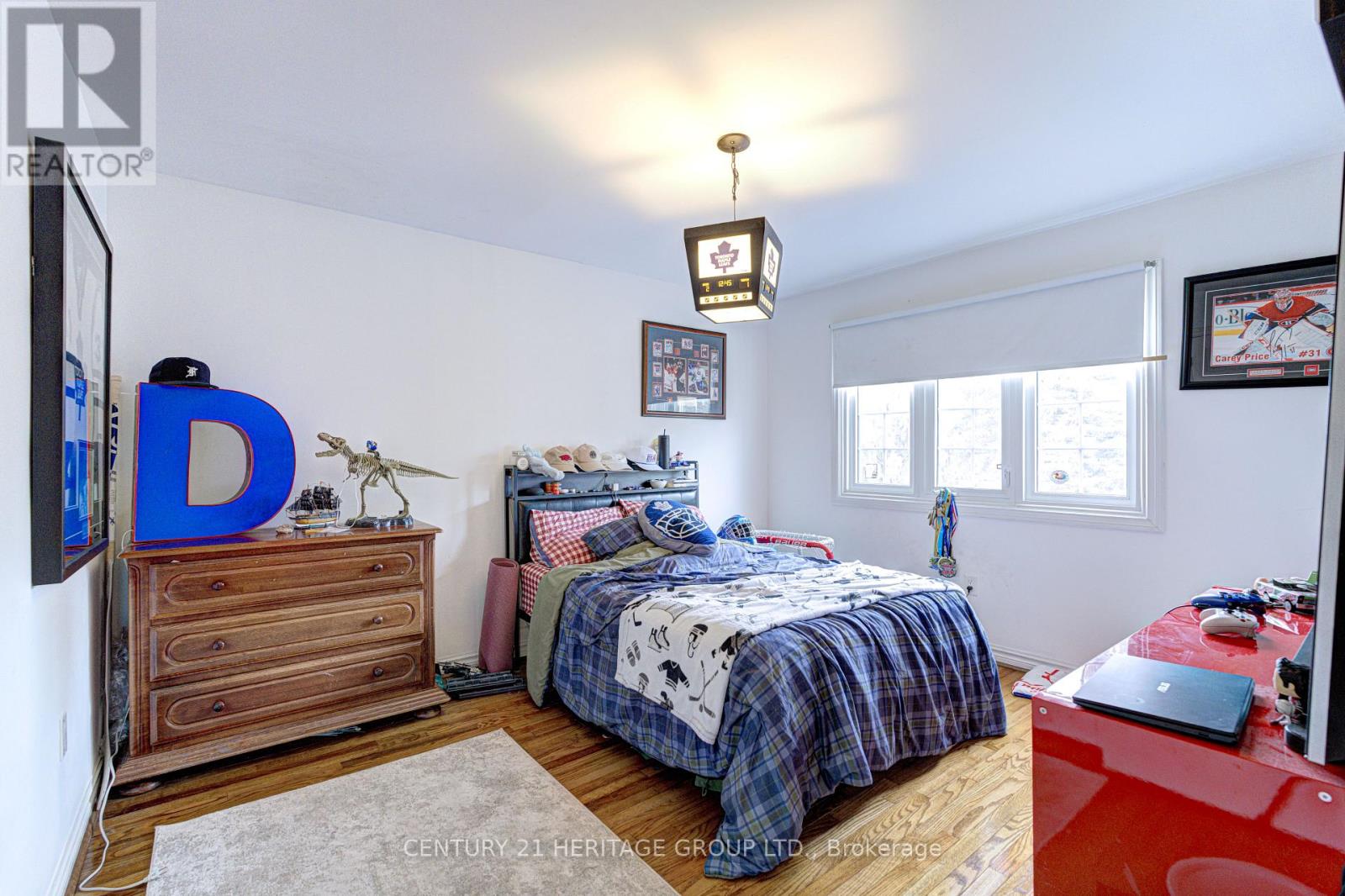 80 FINDLAY AVENUE - 23