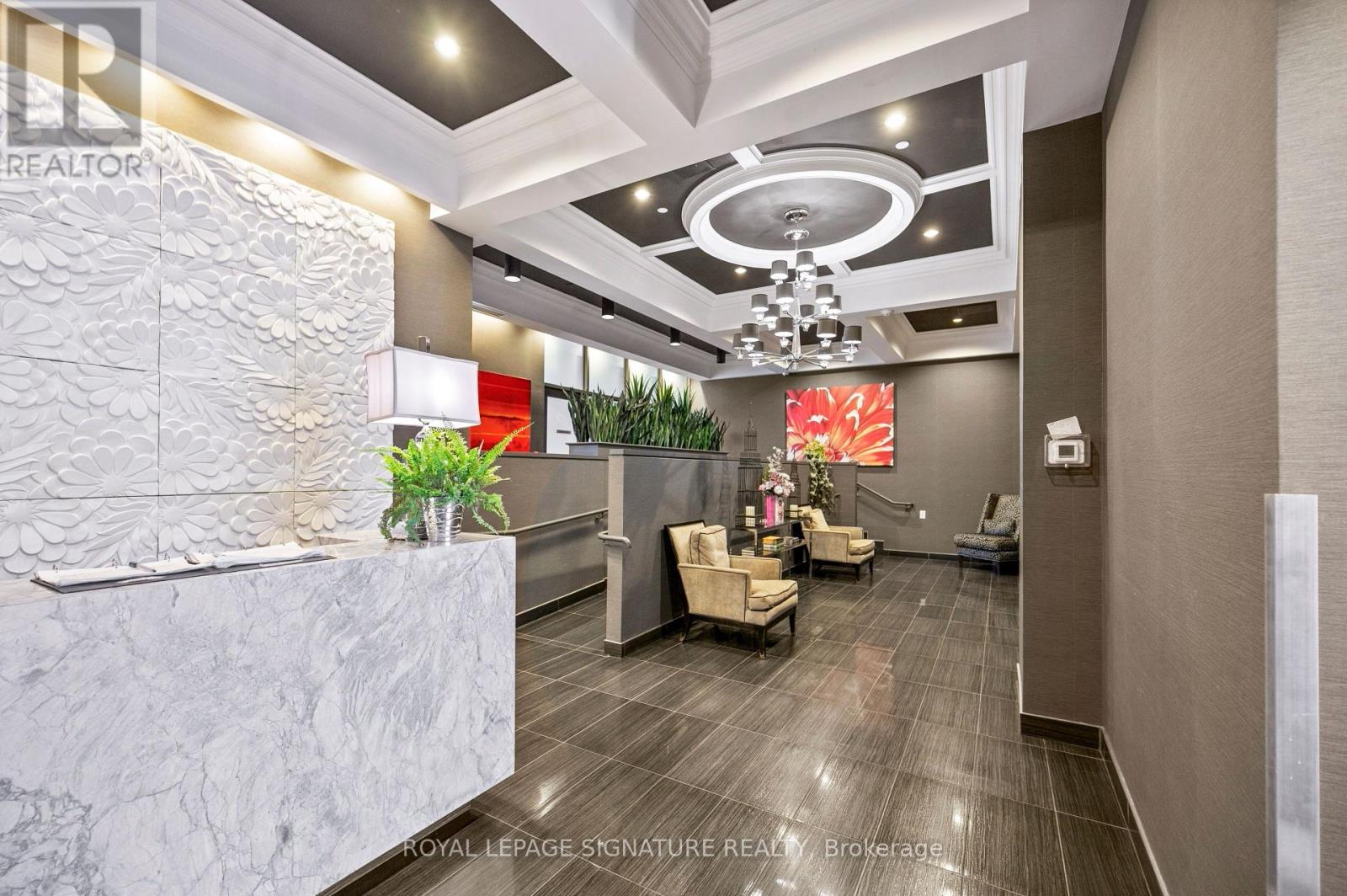 #303 3563 LAKE SHORE BOULEVARD W - Image 38
