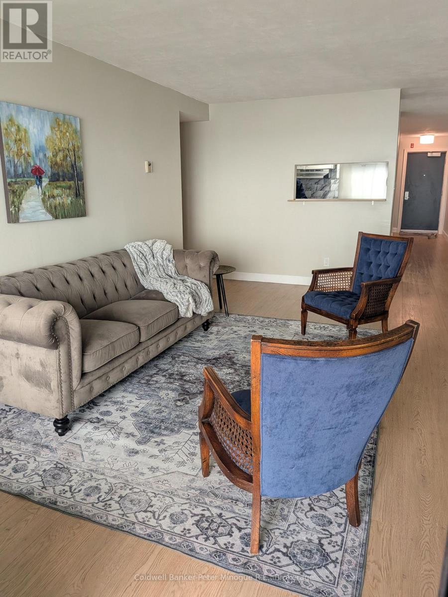 #103 425 WILLIAM STREET - 10