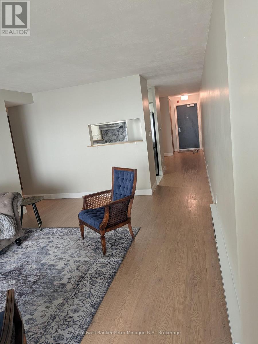 #103 425 WILLIAM STREET - 11