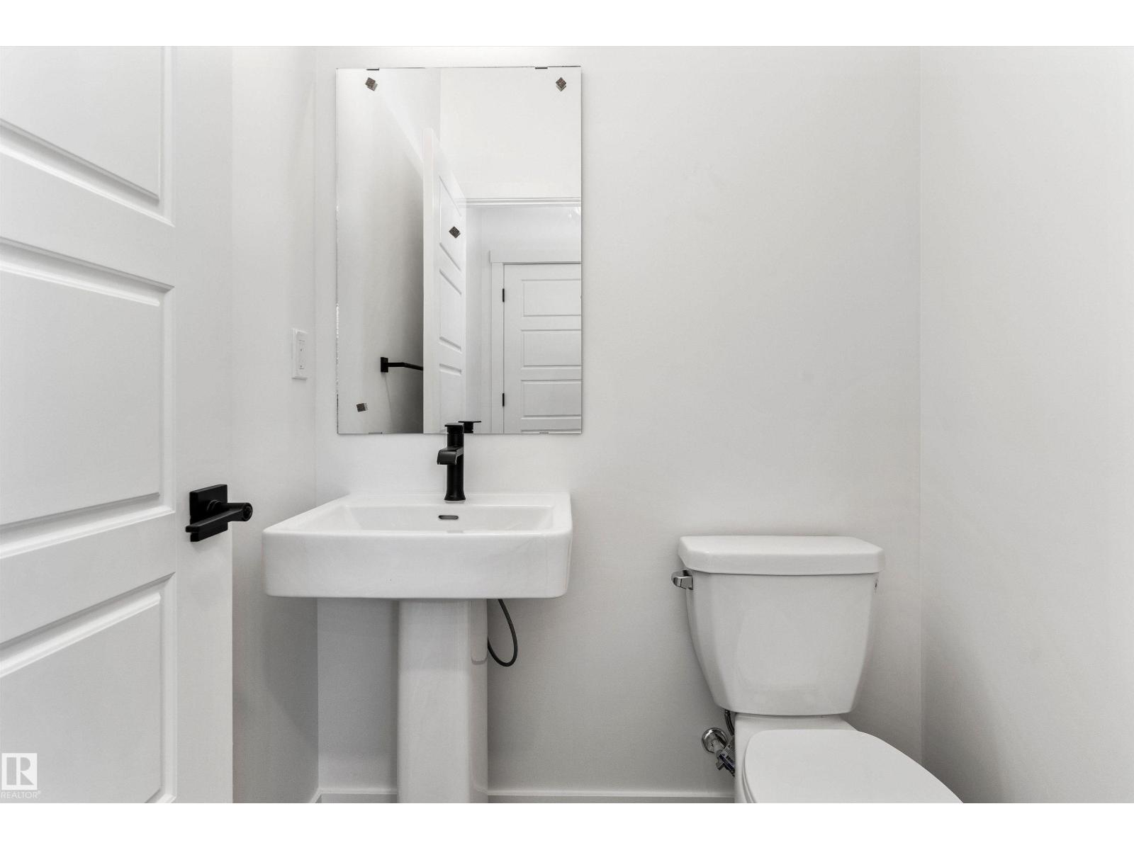 1218 MCLEOD AV - 2