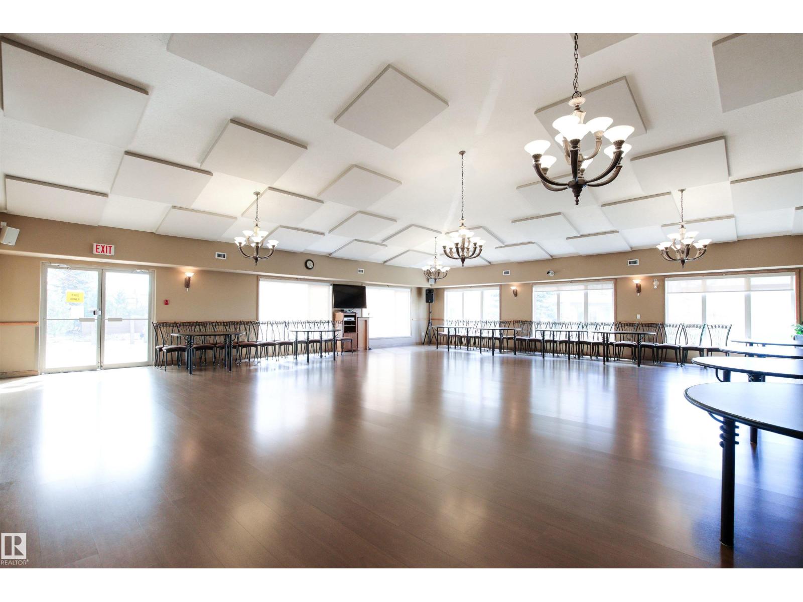 #203 8956 156 ST NW - 49