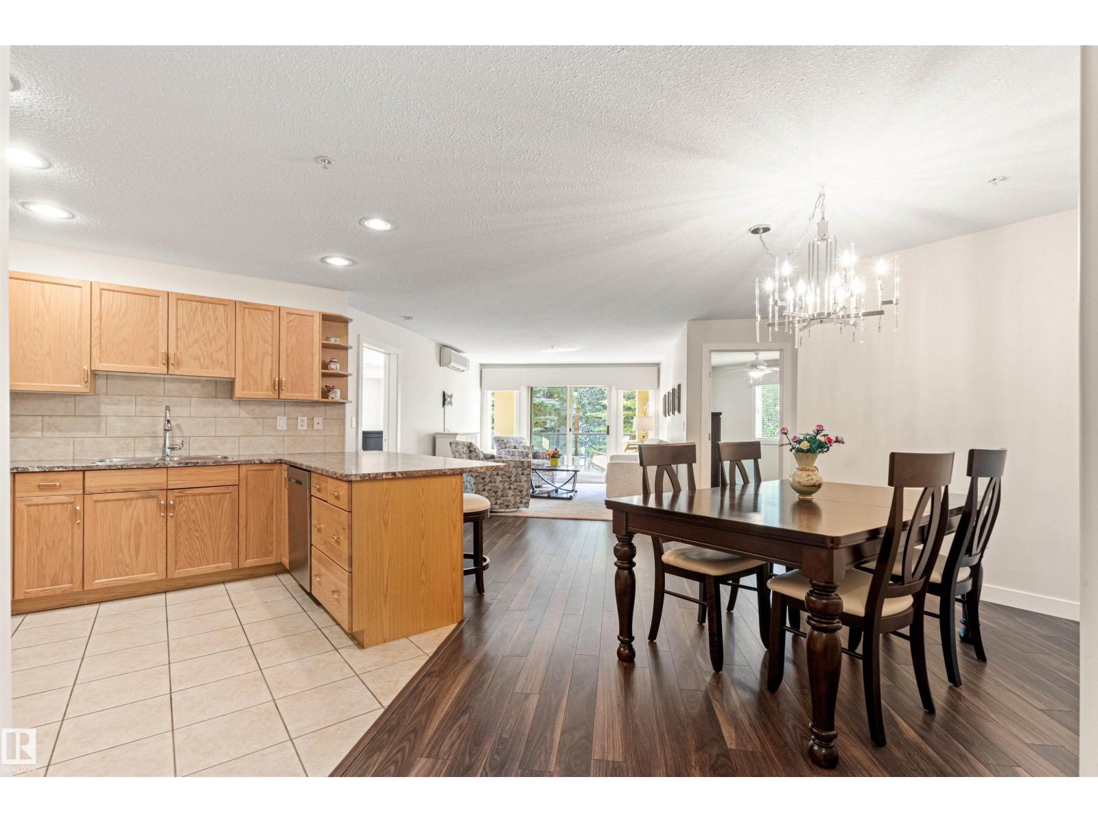 #203 8956 156 ST NW - 9