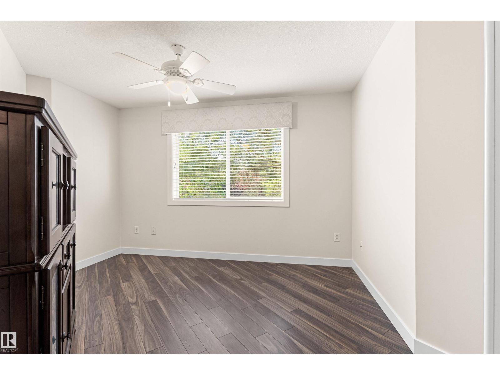 #203 8956 156 ST NW - 30