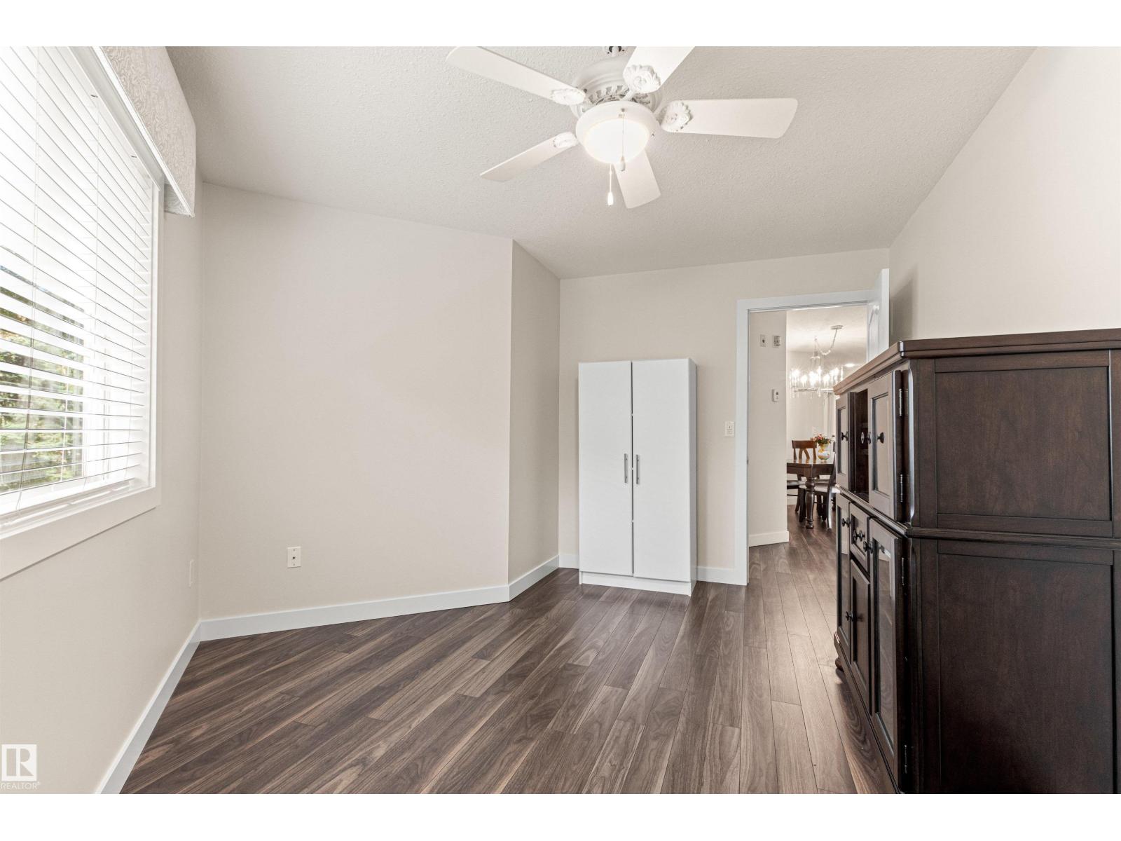 #203 8956 156 ST NW - 31