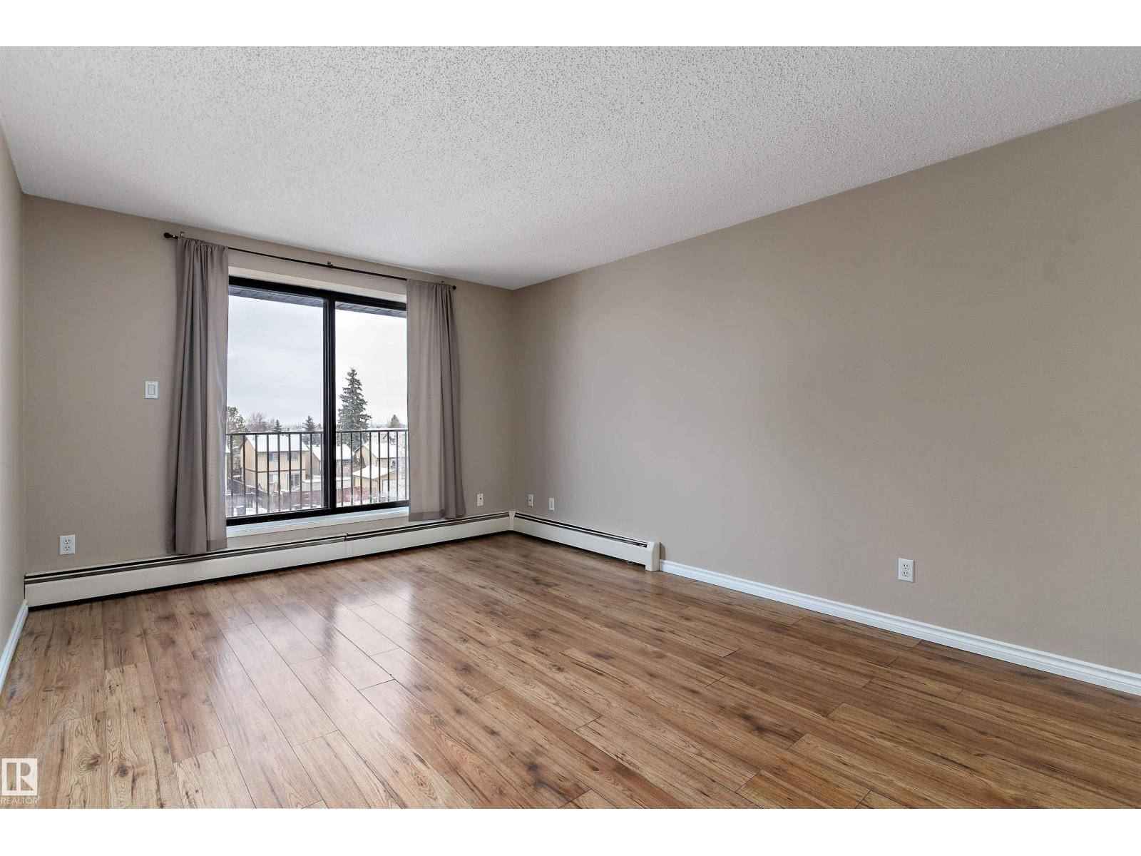 #407 3610 43 AV NW - 14