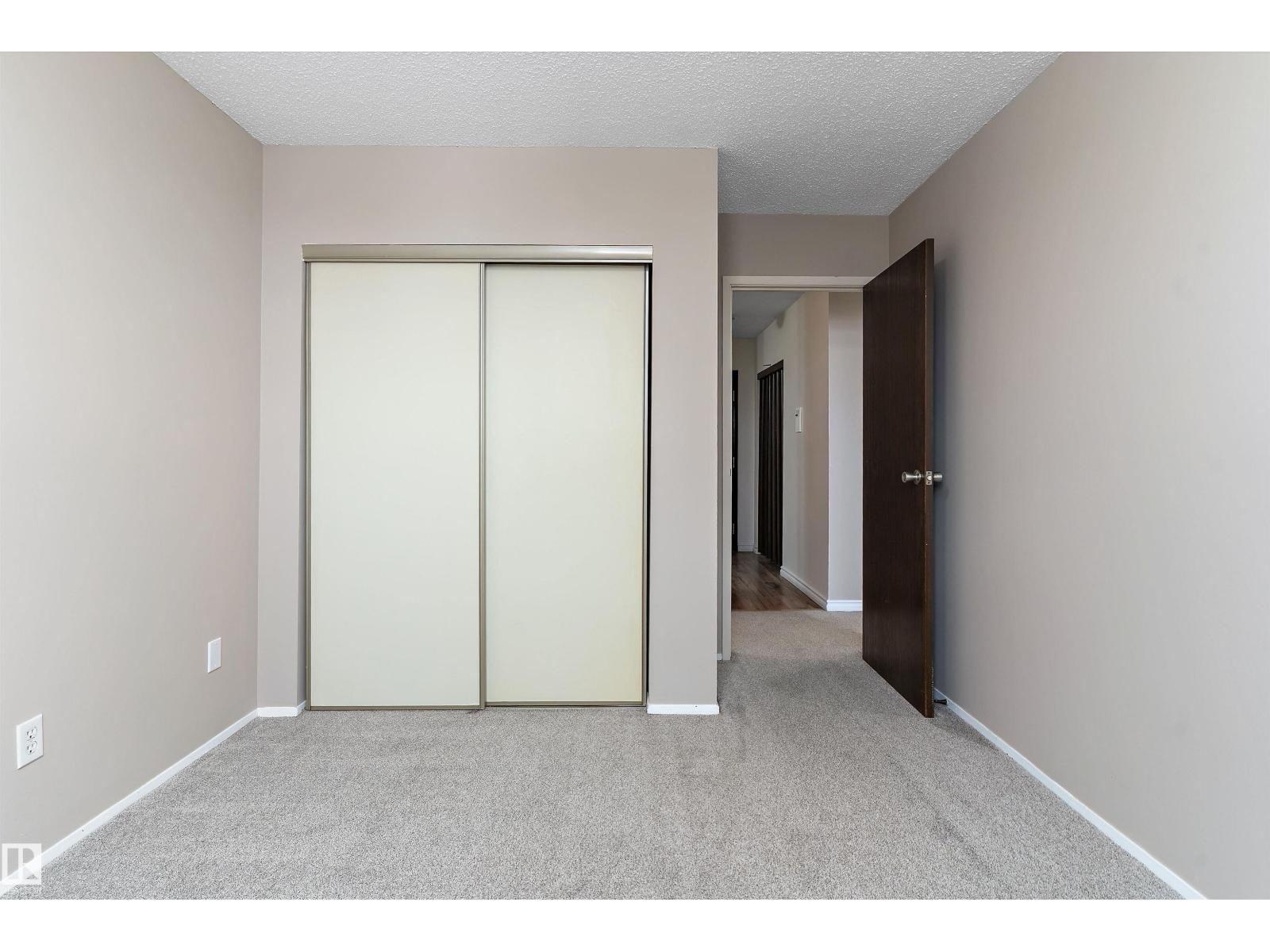 #407 3610 43 AV NW - 21