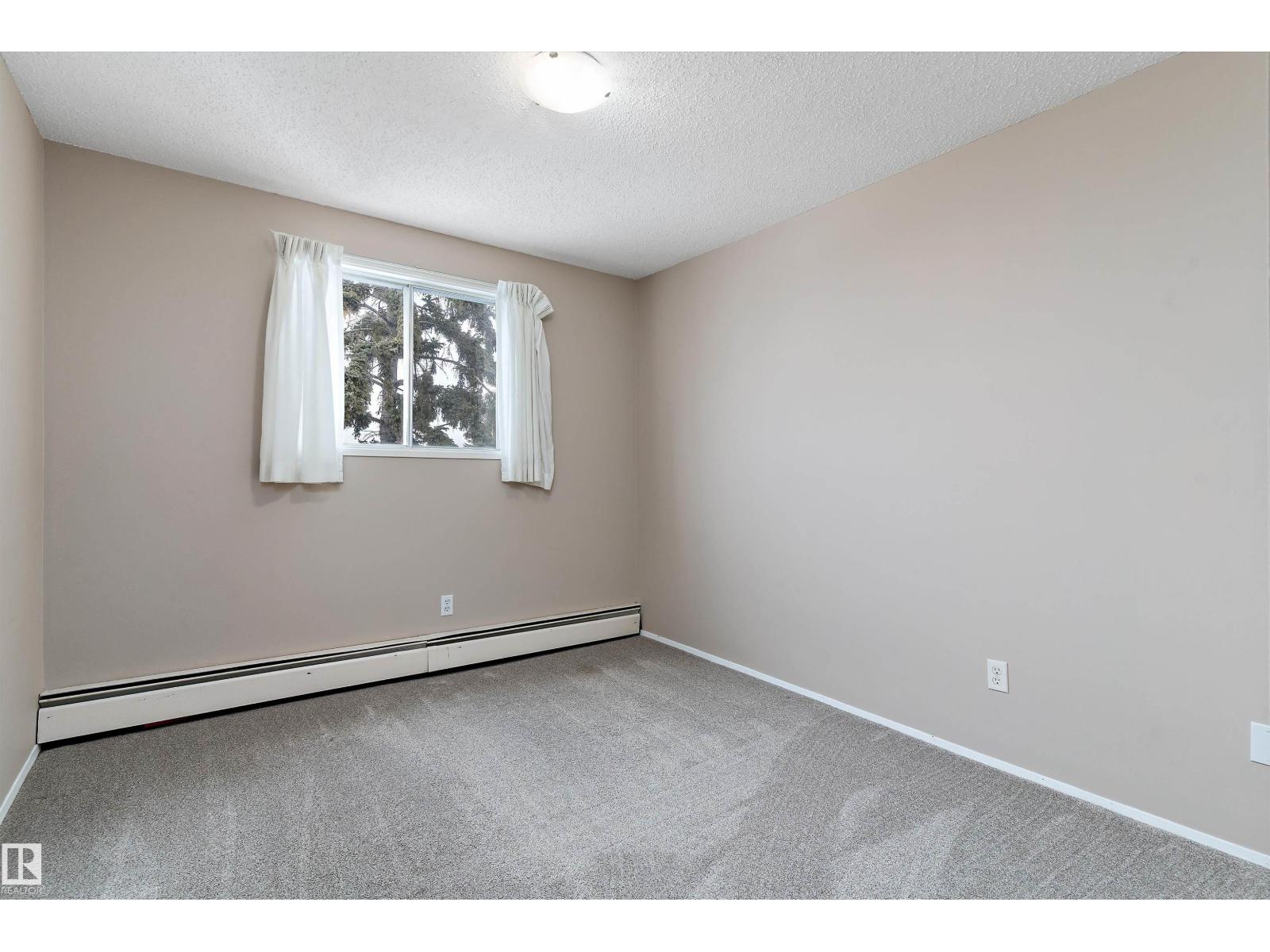 #407 3610 43 AV NW - 22