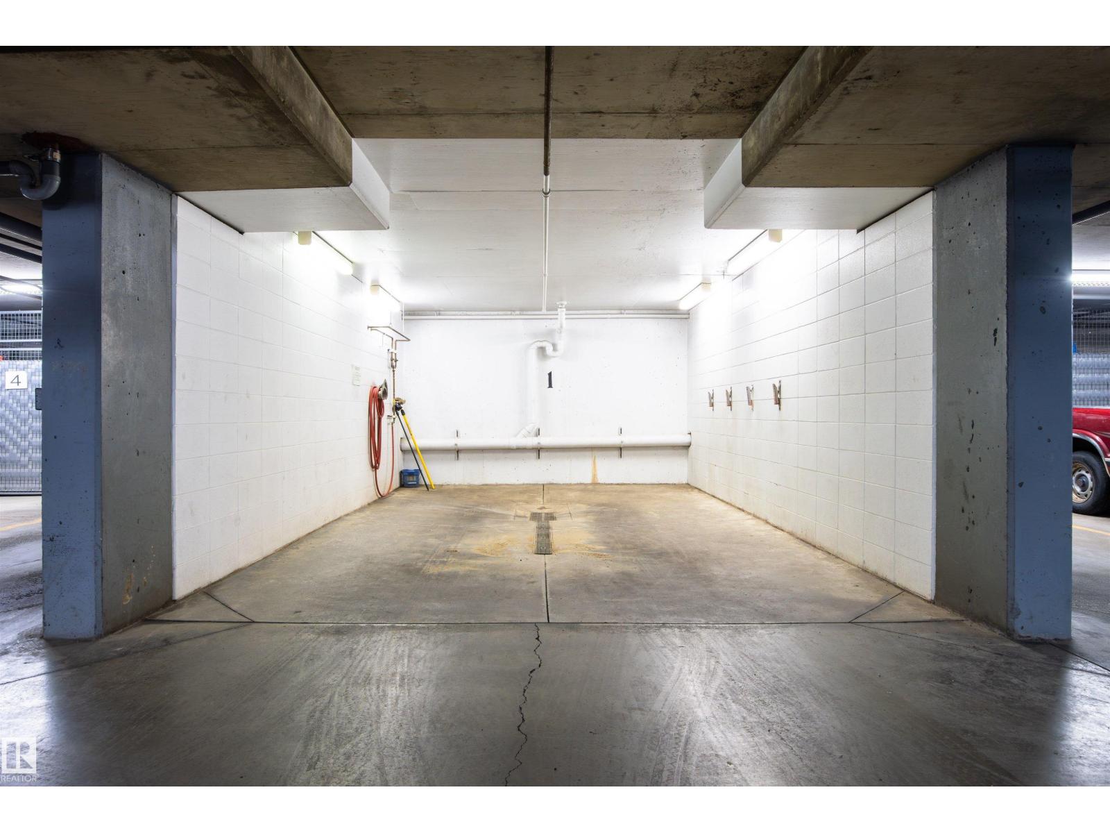 #203 8956 156 ST NW - 59